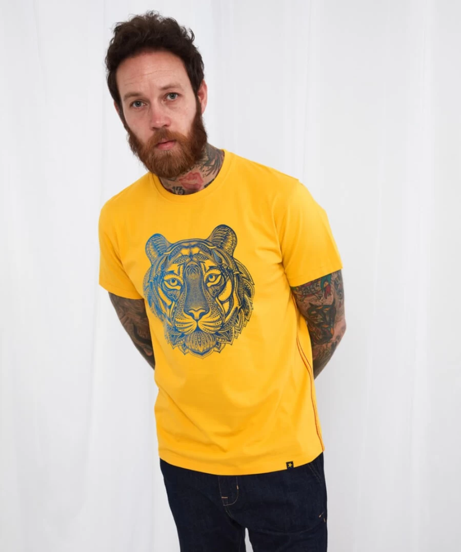 Joe Browns Men's Geo Tiger Graphic Tee in Yellow