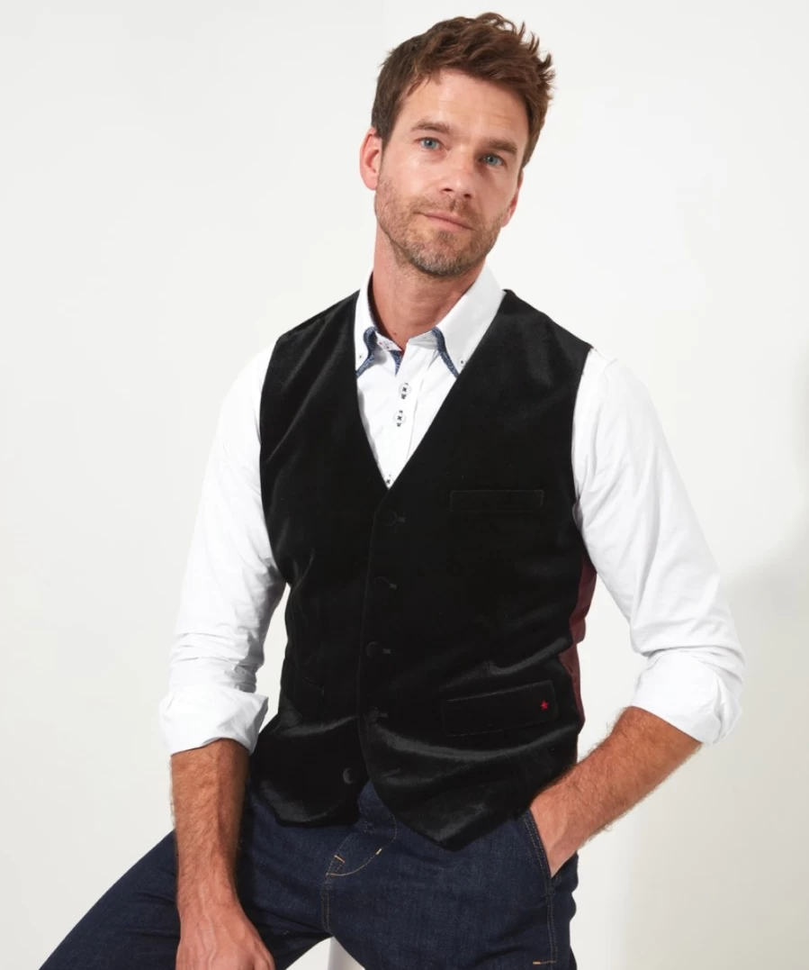 "Joe Browns Men's Black Waistcoat – Stylish & Sensational Design"