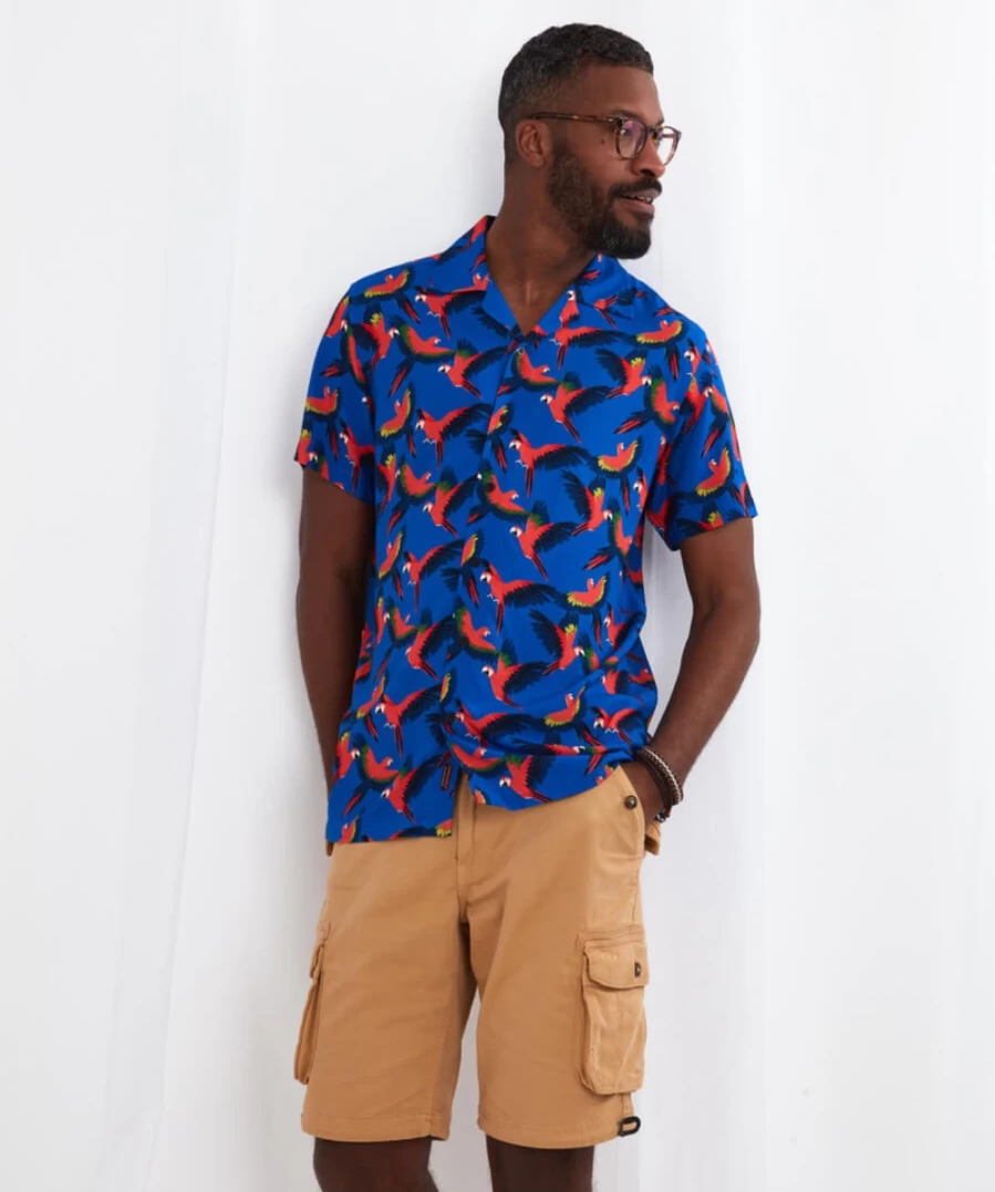 Joe Browns Men's Parrot Paradise Shirt - Tropical Blue & Red Hawaiian Aloha Shirt for Men